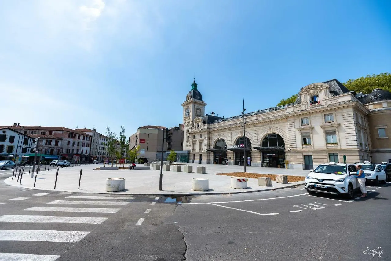 Magnifique Appartement Hypercentre Toutes Commodites Bayonne Apartment