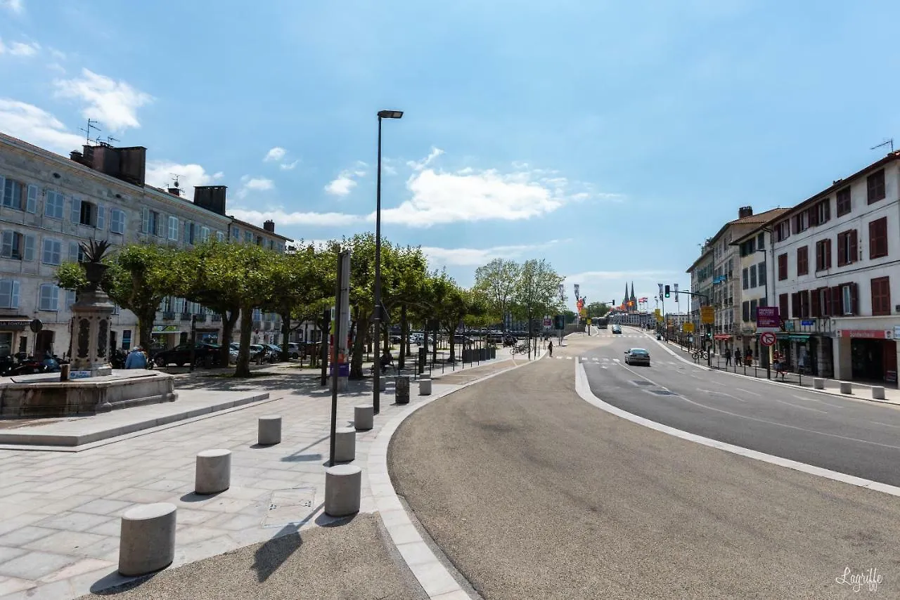 Apartment Magnifique Appartement Hypercentre Toutes Commodites Bayonne France