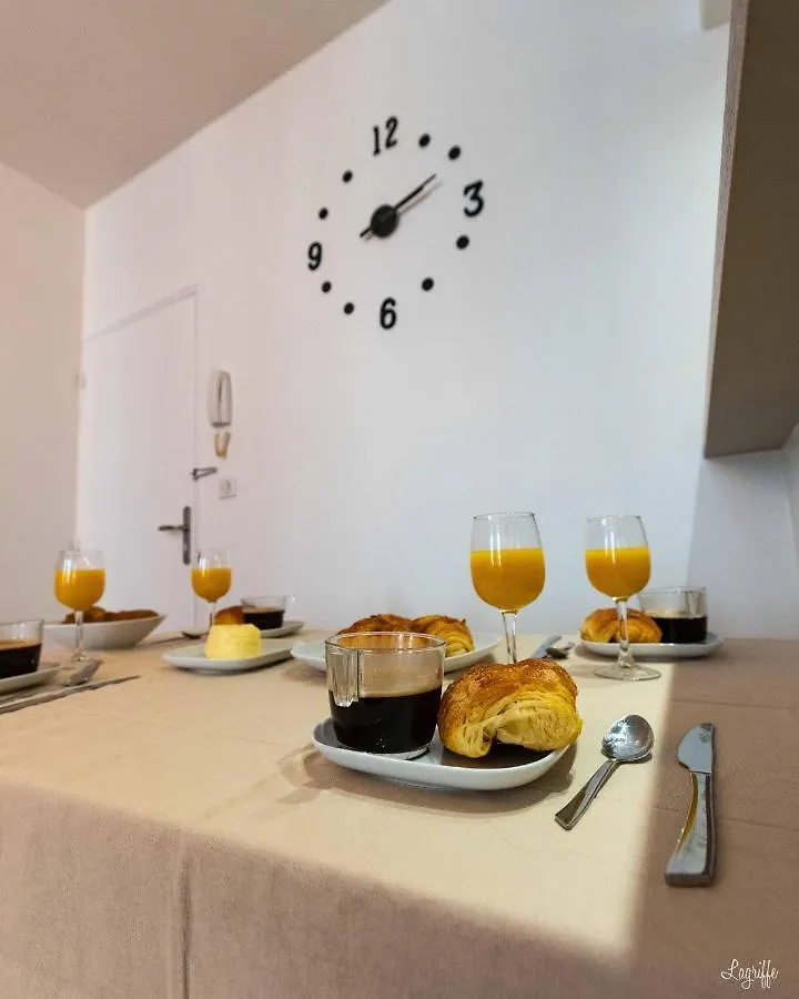 Magnifique Appartement Hypercentre Toutes Commodites Bayonne 0*,  France